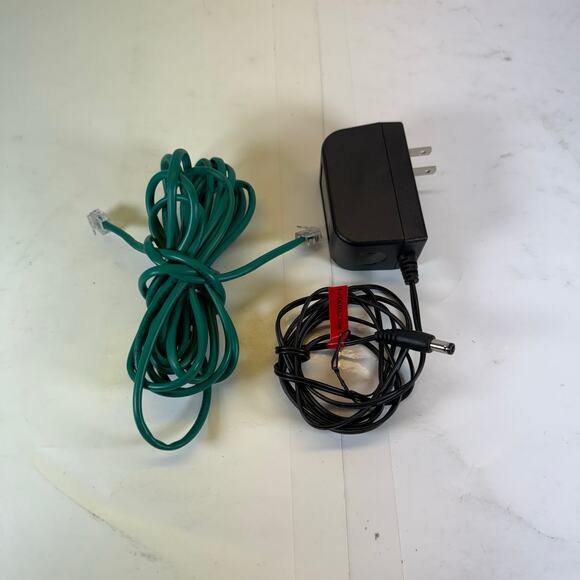 Century Link Wifi Router Model C4000LZ (Untested) - Picture 8 of 9